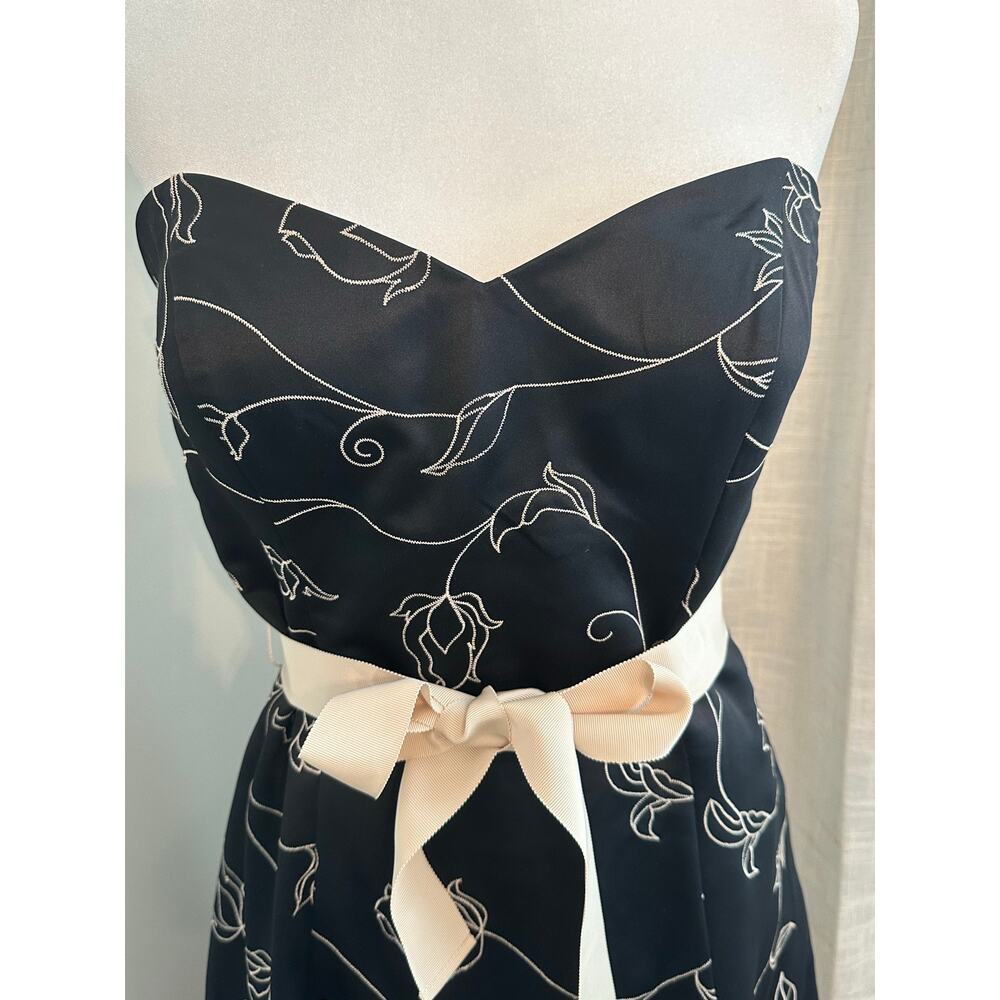WHBM Strapless Black Floral Fit & Flare Cocktail Party Dress Size 10 - Picture 3 of 13